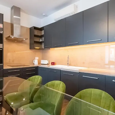 Guestready - Gorgeous 3br Near Time Out Market * Lisboa
