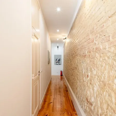 Guestready - Gorgeous 3br Near Time Out Market * Lisboa