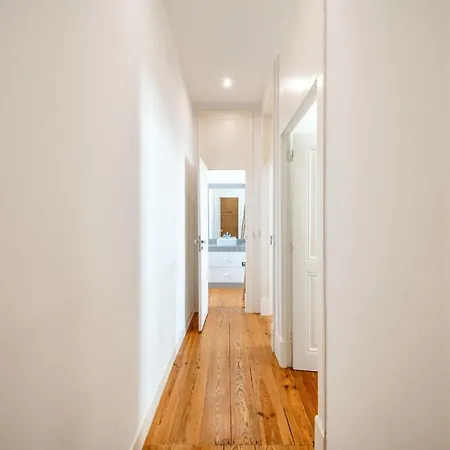 Guestready - Gorgeous 3br Near Time Out Market * Lisboa