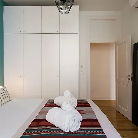 Joivy Gorgeous 3br With Balcony Nearby Time Out Market