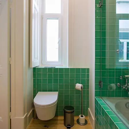 Apartman Joivy Gorgeous 3br With Balcony Nearby Time Out Market Lisboa