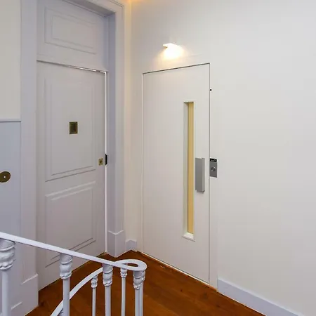 Joivy Gorgeous 3br With Balcony Nearby Time Out Market アパート *