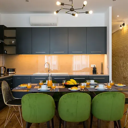 アパート Joivy Gorgeous 3br With Balcony Nearby Time Out Market *